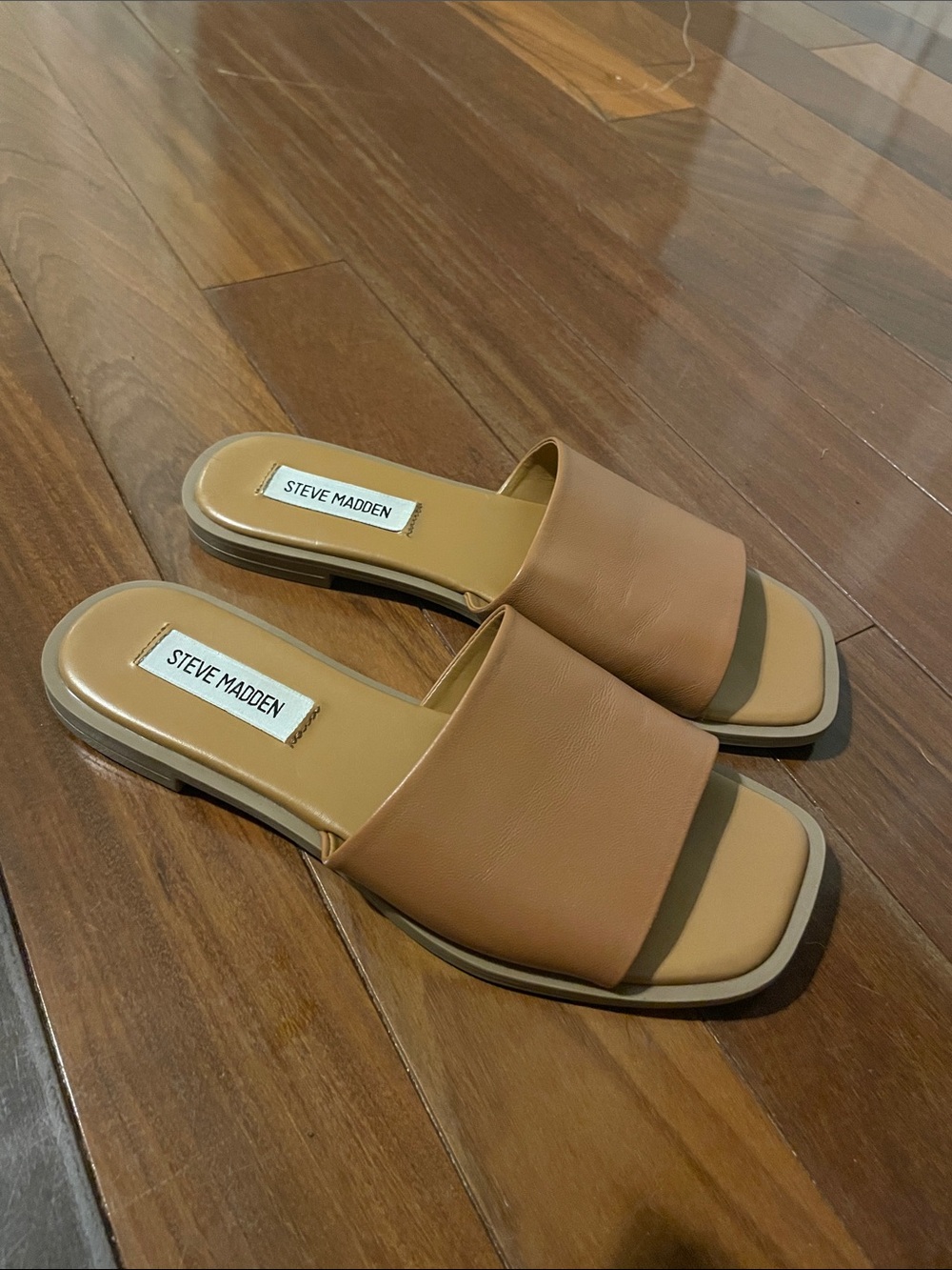 😎☀️Steve Madden Dakota slides, size 6.5